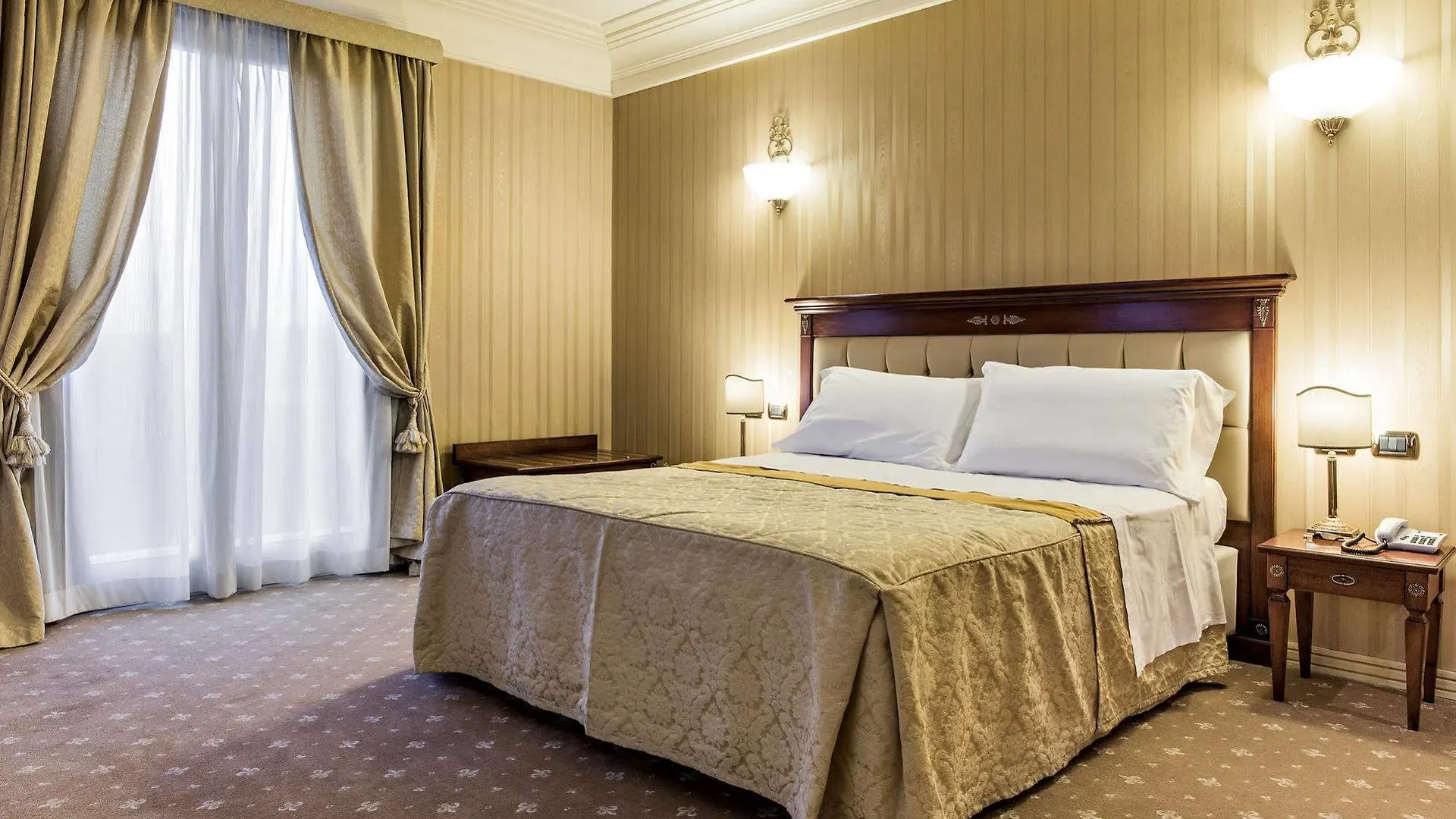 Hotel Ristorante Paradise Санта-Мария-ди-Ликодия